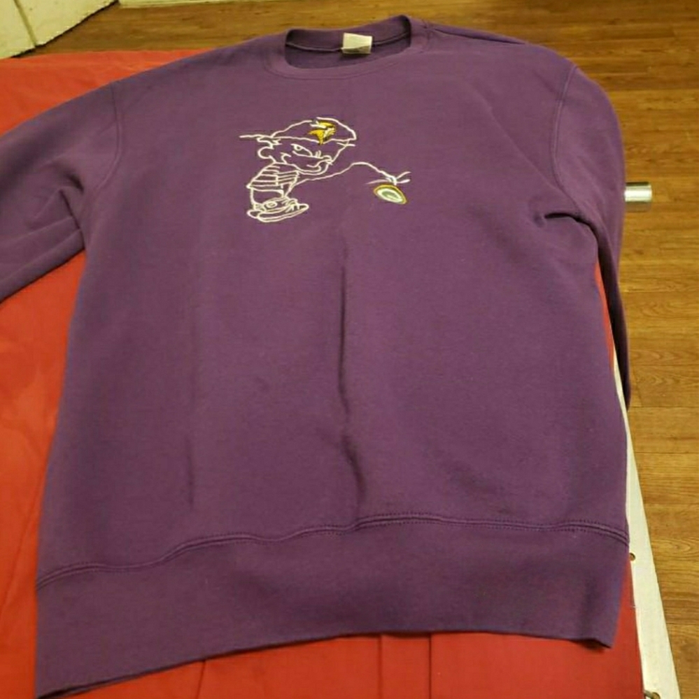 Vikings fan long sleeve shirt